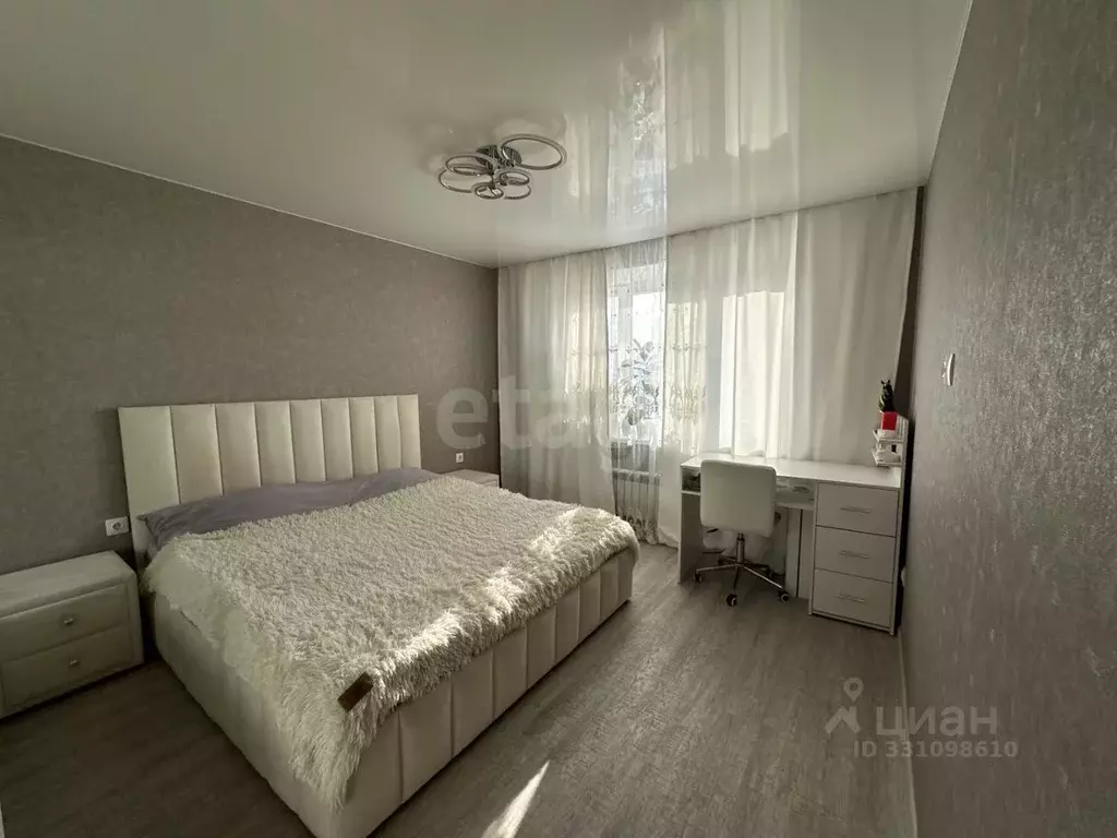 2-к кв. Тюменская область, Тюмень ул. Павла Шарова, 1к1 (67.0 м) - Фото 1