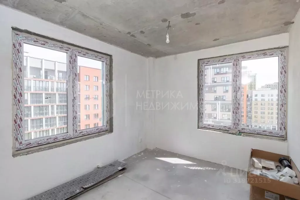 2-к кв. Тюменская область, Тюмень ул. Василия Малкова, 7 (55.0 м) - Фото 1
