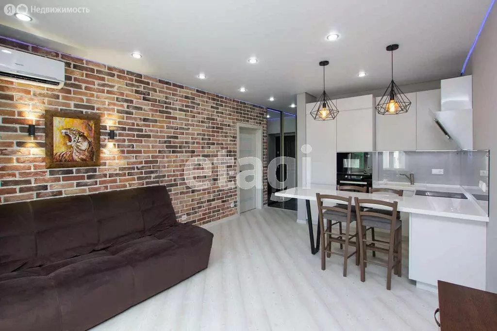 1-комнатная квартира: Тюмень, Полевая улица, 105 (45.1 м) - Фото 0