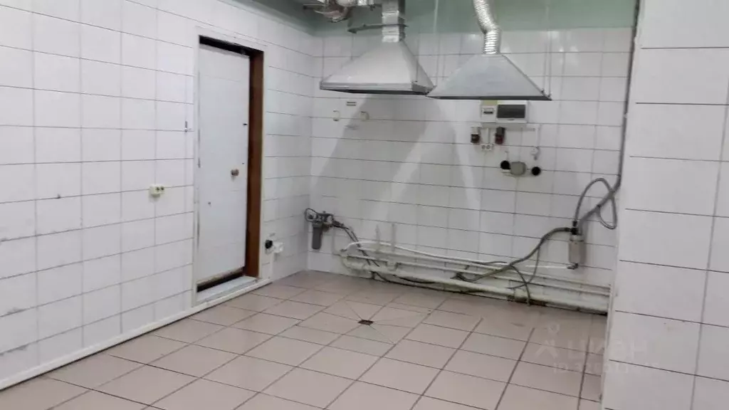 Помещение свободного назначения в Хабаровский край, Хабаровск ул. ... - Фото 2