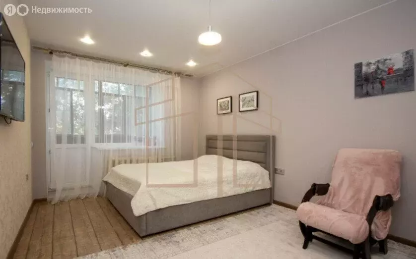 1-комнатная квартира: Тюмень, улица Шишкова, 82А (33 м) - Фото 0