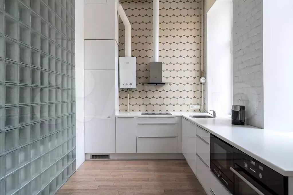 3-к. квартира, 106 м, 2/6 эт. - Фото 1