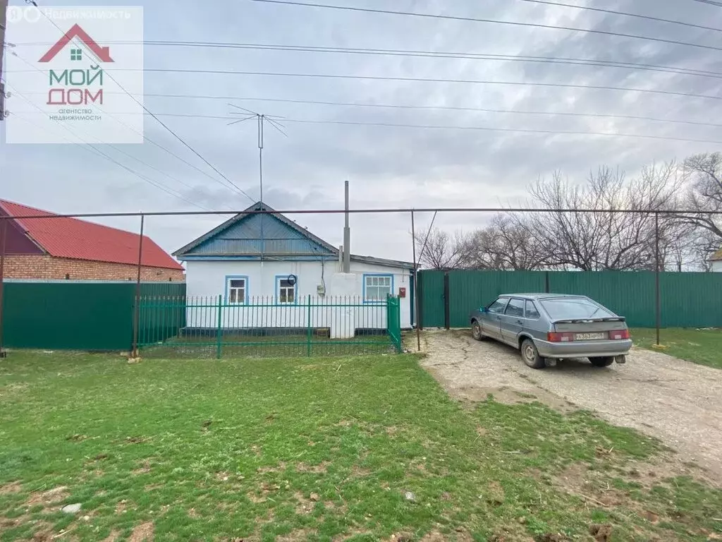 Дом в село Троицкое, Партизанская улица, 2 (55 м) - Фото 0