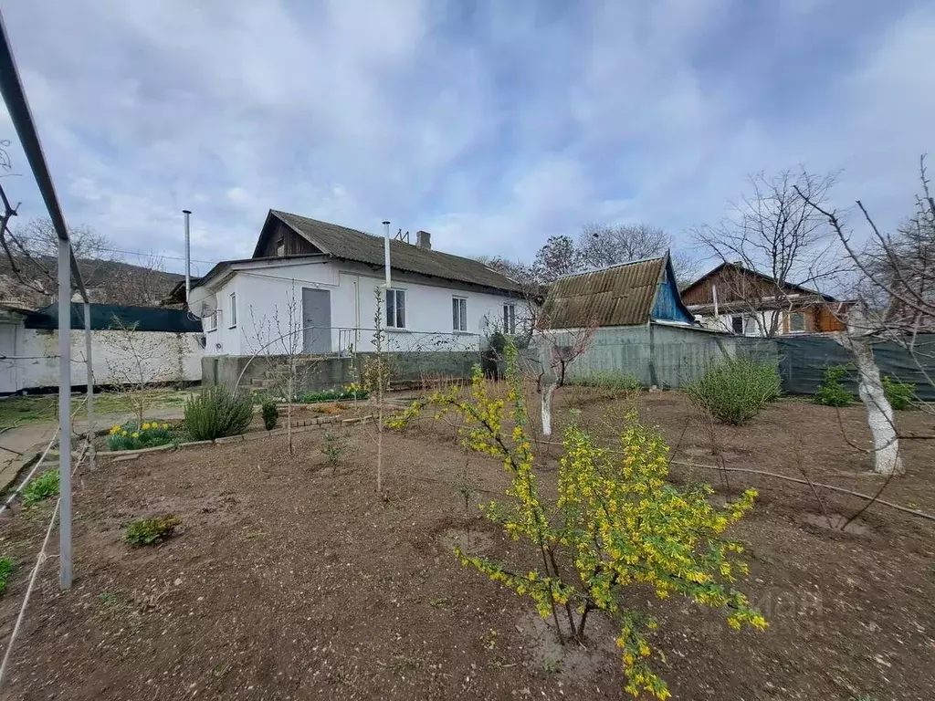 Дом в Севастополь ул. Чернореченская, 23А (40 м) - Фото 1