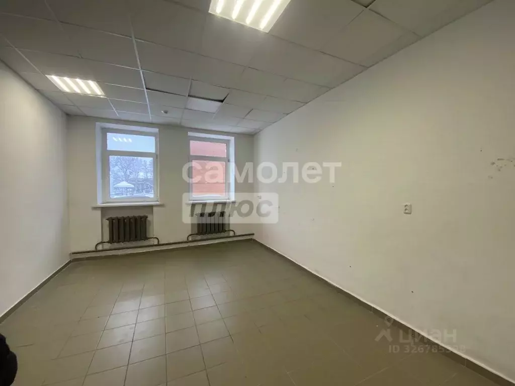 Офис в Свердловская область, Шаля пгт ул. Кирова, 35 (21 м) - Фото 1