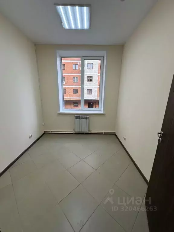 Офис в Калужская область, Калуга Николо-Козинская ул., 50 (8 м) - Фото 1