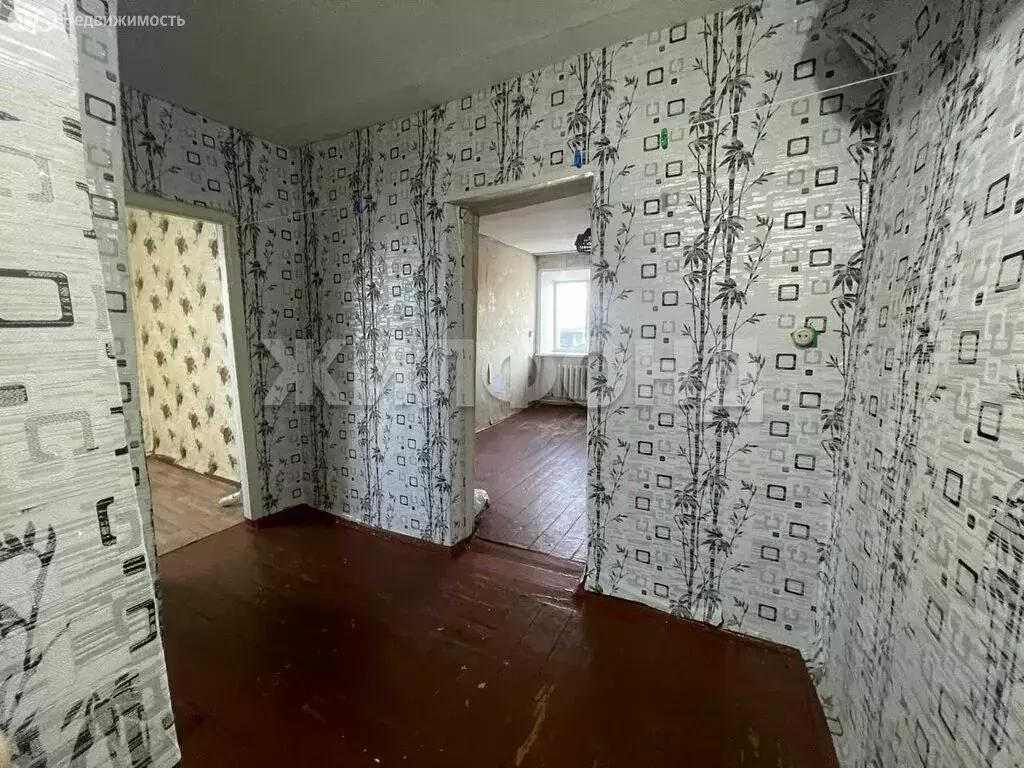 2-комнатная квартира: Карасук, улица Луначарского, 29 (38 м) - Фото 1