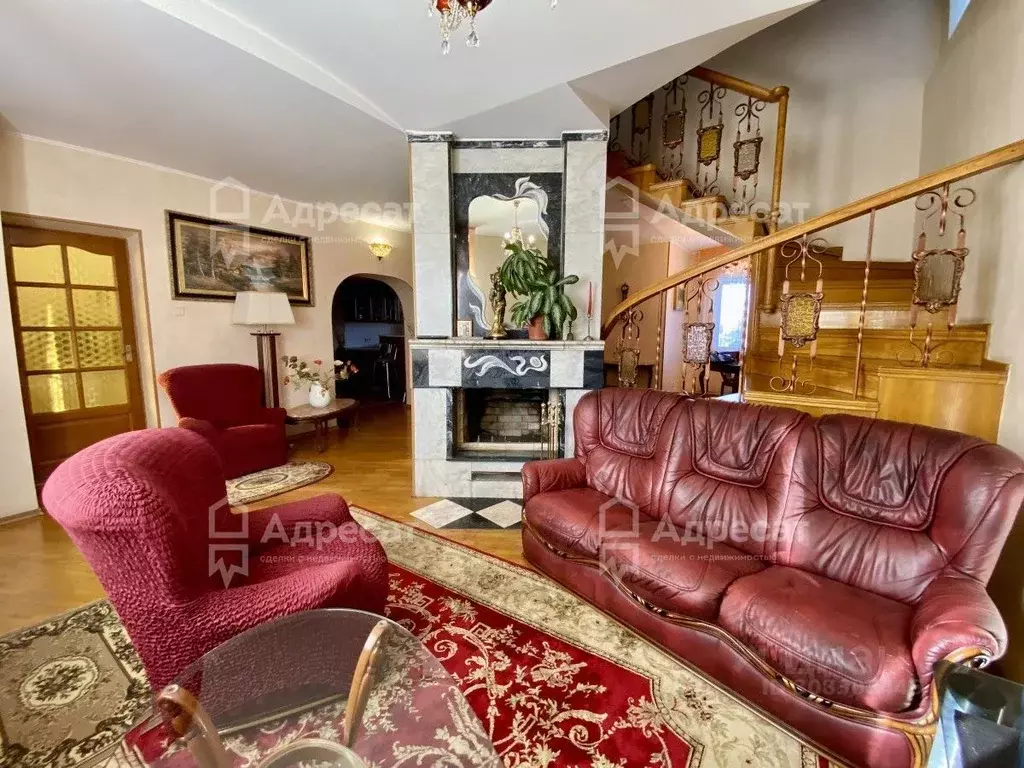 Дом в Волгоградская область, Волгоград ул. Зевина (259 м) - Фото 1