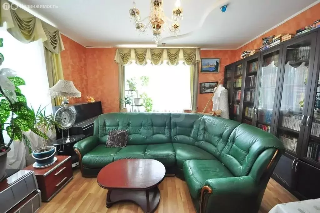 3-комнатная квартира: Салават, улица Калинина, 106А (110 м) - Фото 1