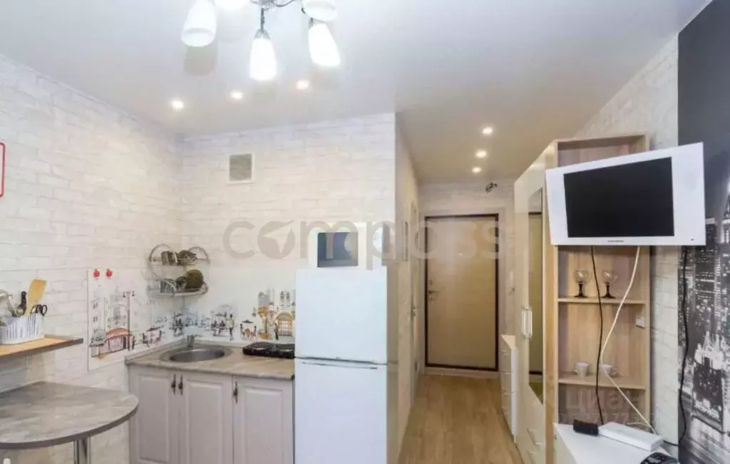 Студия Тюменская область, Тюмень ул. Новоселов, 115 (21.0 м) - Фото 2