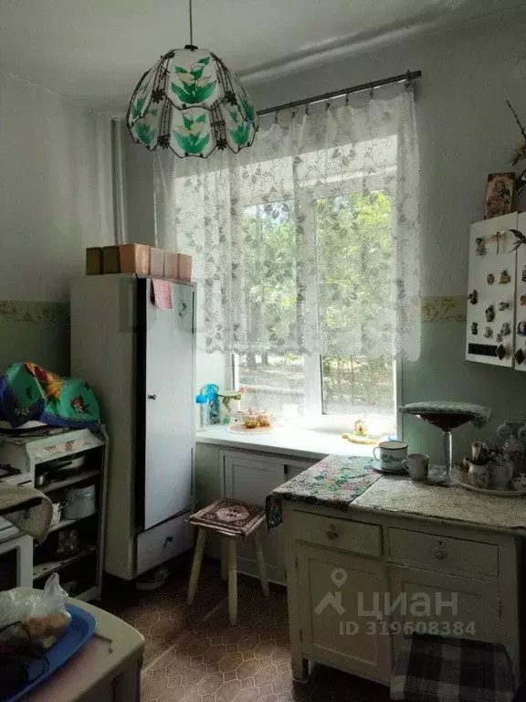 2-к кв. Свердловская область, Красноуральск ул. Энгельса, 40 (41.7 м) - Фото 0