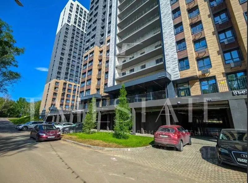 Торговая площадь в Татарстан, Казань ул. Братьев Батталовых, 20к6 (77 ... - Фото 2