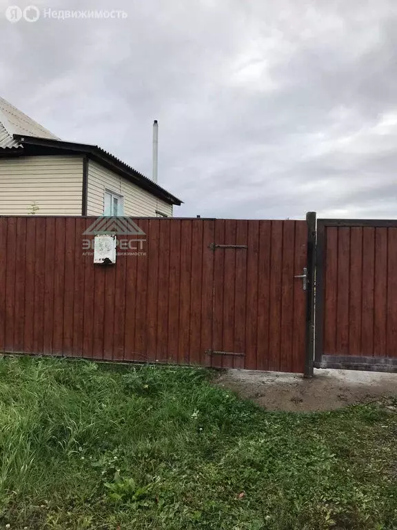 Дом в Абакан, Четырнадцатая улица, 55 (250 м) - Фото 1