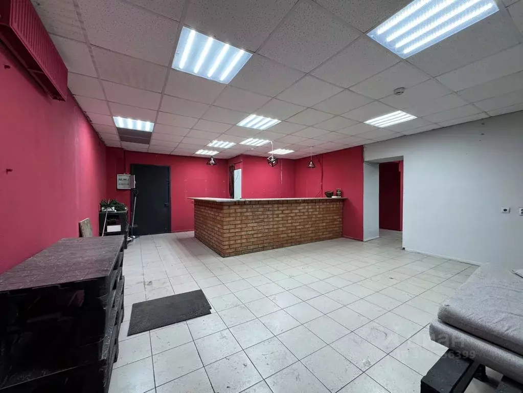 Помещение свободного назначения в Кировская область, Киров ул. ... - Фото 1