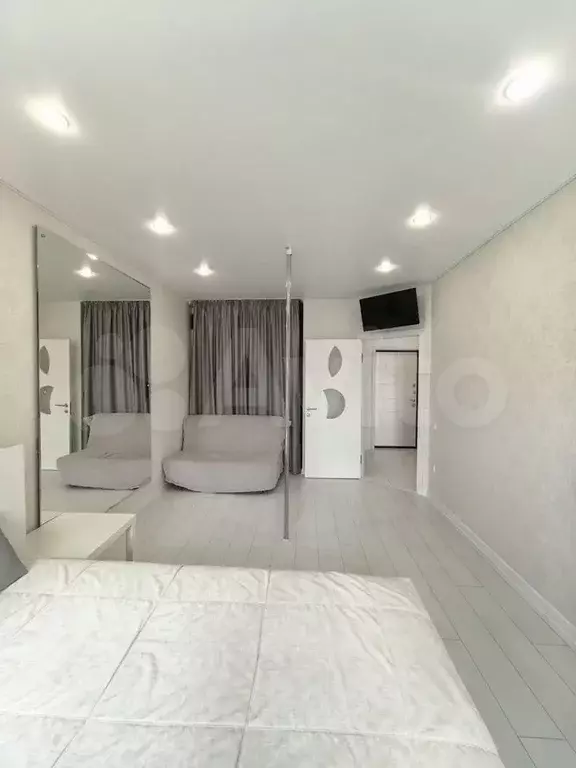 1-к. квартира, 38 м, 3/7 эт. - Фото 1