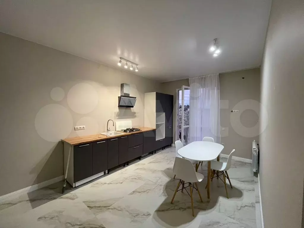 2-к. квартира, 110 м, 2/2 эт. - Фото 0