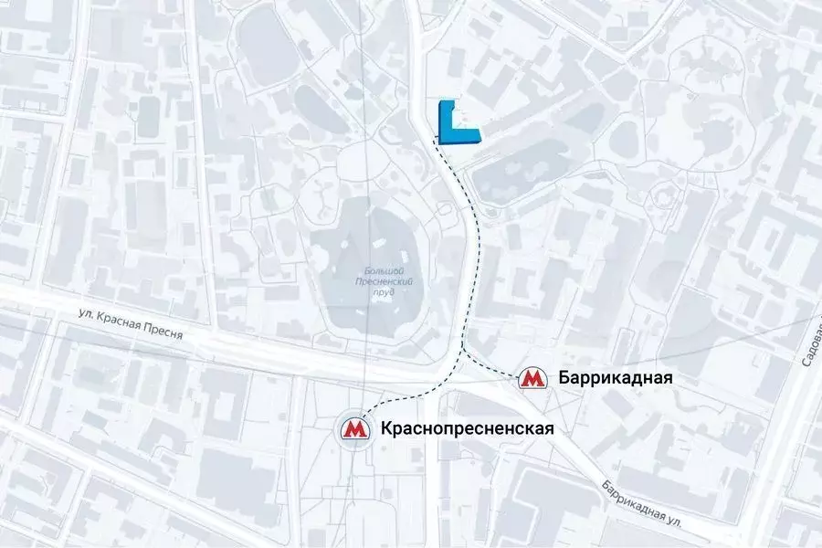 \Торговая площадь 354 м у метро на трафике - Фото 1