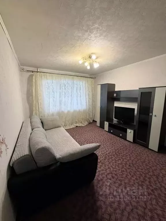 2-к кв. Свердловская область, Екатеринбург ул. Серова, 21 (48.0 м) - Фото 1