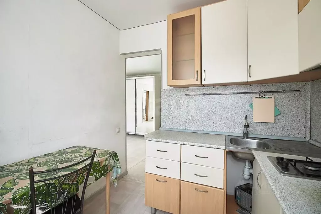 2-к кв. Тюменская область, Тюмень Рижская ул., 78 (41.9 м) - Фото 0