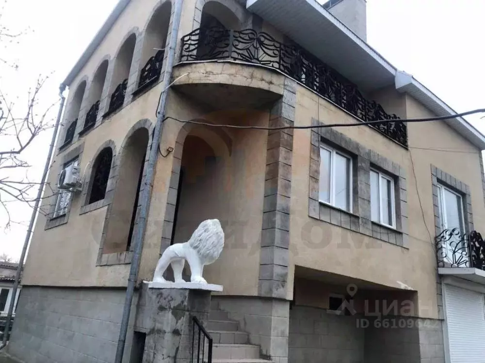 Дом в Крым, Саки ул. Вольная (240 м) - Фото 0