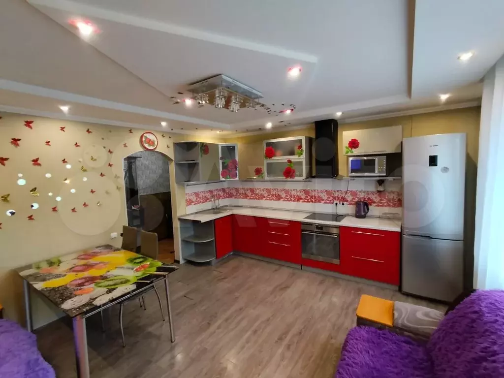 3-к. квартира, 70 м, 4/9 эт. - Фото 1