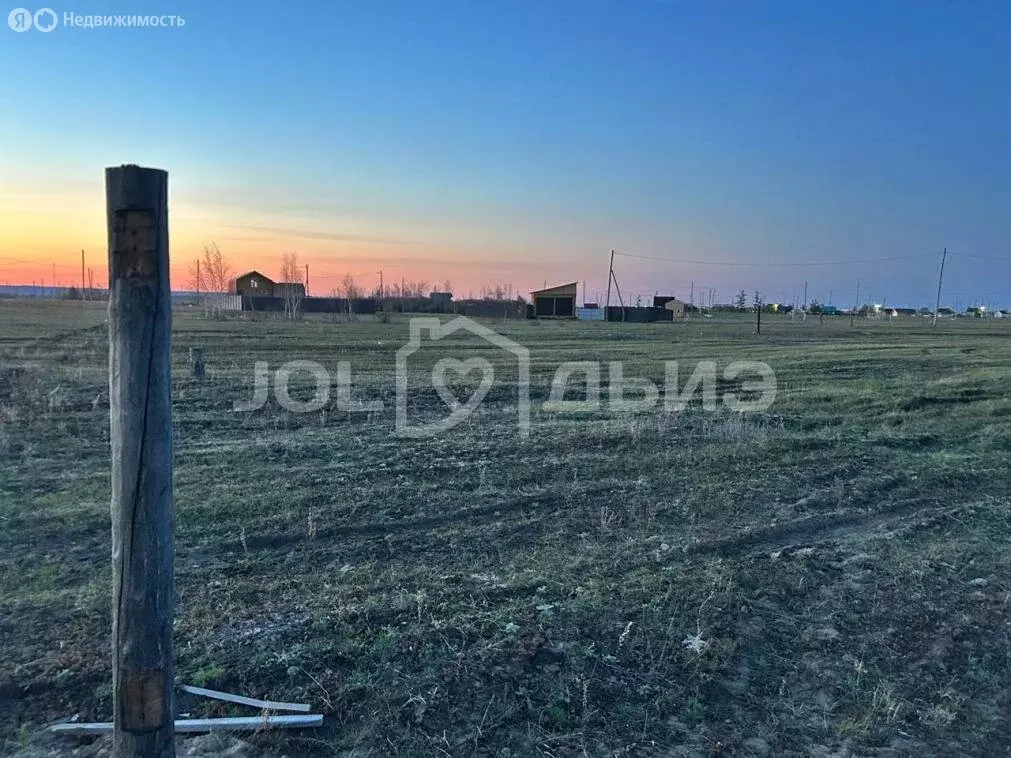 Участок в Республика Саха (Якутия), городской округ Якутск, село ... - Фото 0