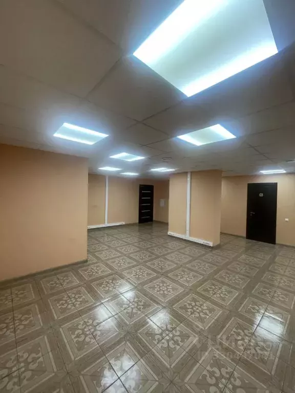 Помещение свободного назначения в Хабаровский край, Хабаровск ... - Фото 1