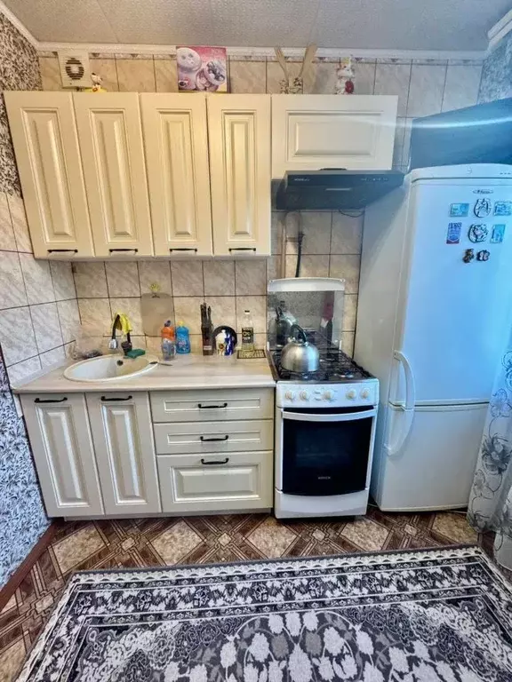 3-к кв. Алтайский край, Бийск Коммунарский пер., 17 (60.2 м) - Фото 1