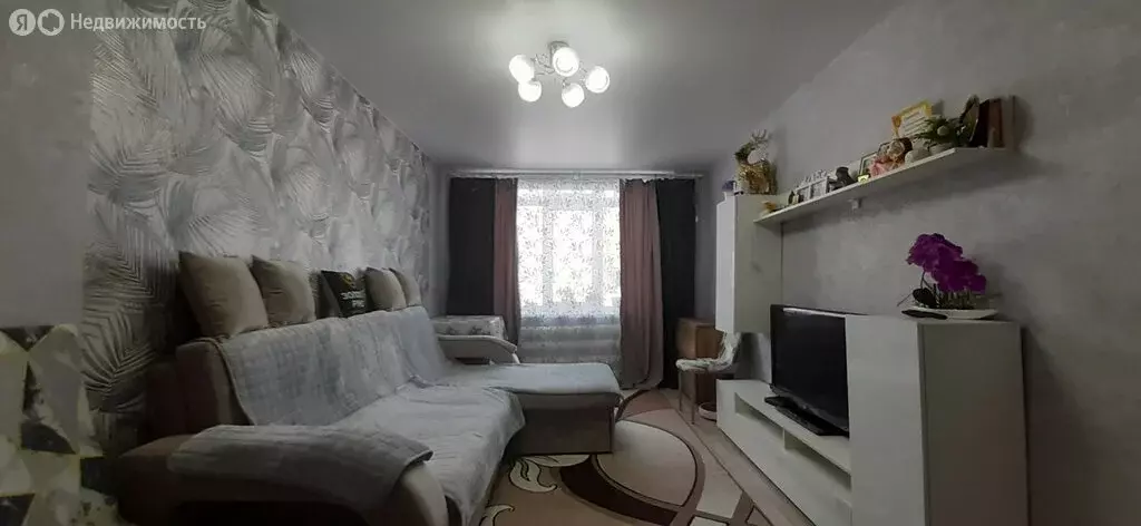 3-комнатная квартира: село Просвет, Заводская улица, 7 (56.3 м) - Фото 1