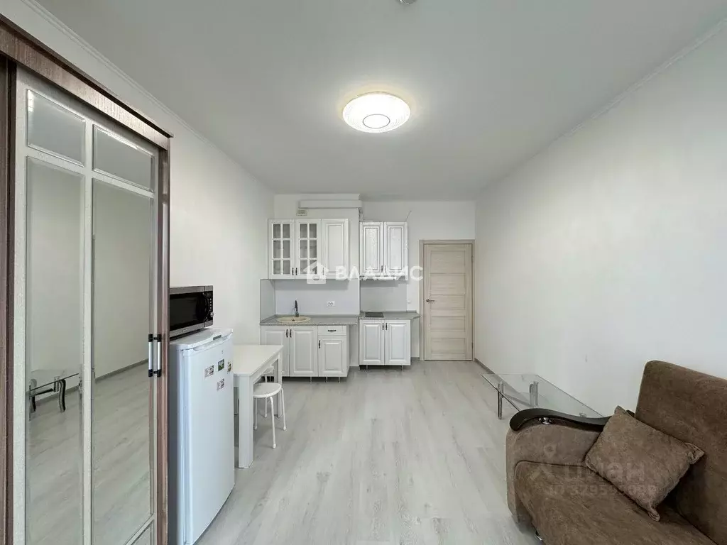 Студия Санкт-Петербург ул. Верхне-Каменская, 11к1 (25.0 м) - Фото 1