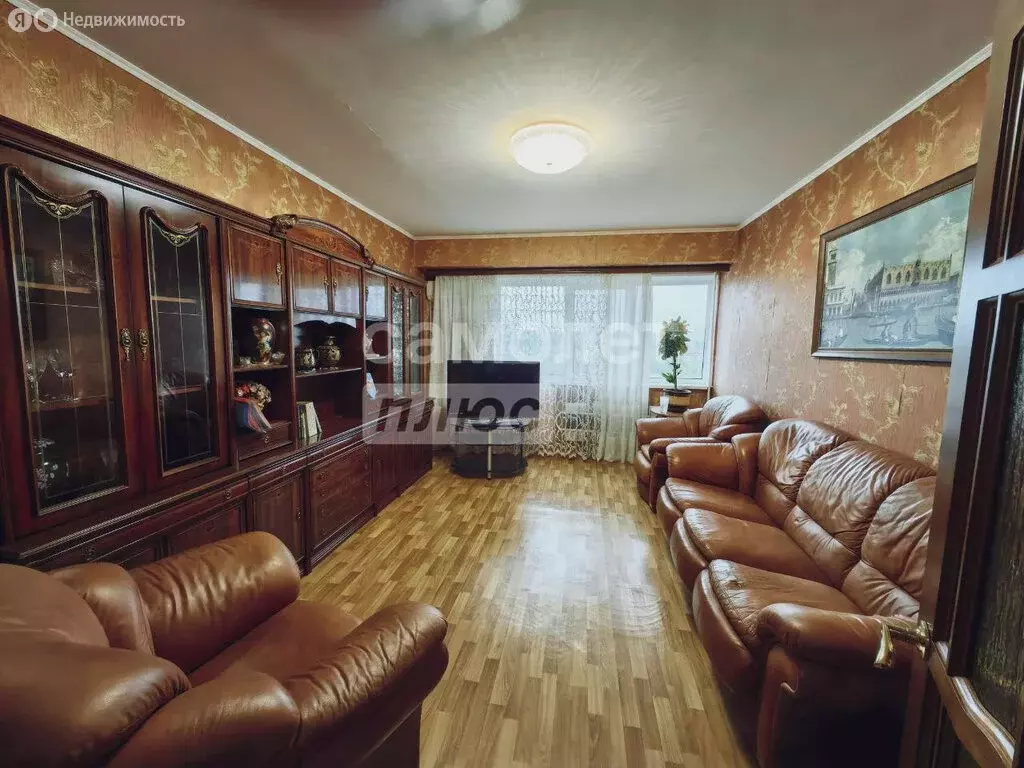 3-комнатная квартира: Орёл, площадь Поликарпова, 10 (71 м) - Фото 2