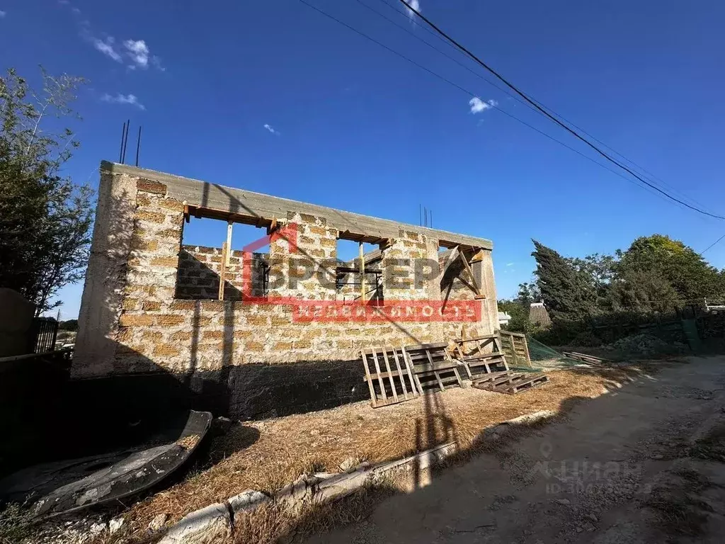 Дом в Севастополь Водоканал-2 садоводческое товарищество,  (140 м) - Фото 0