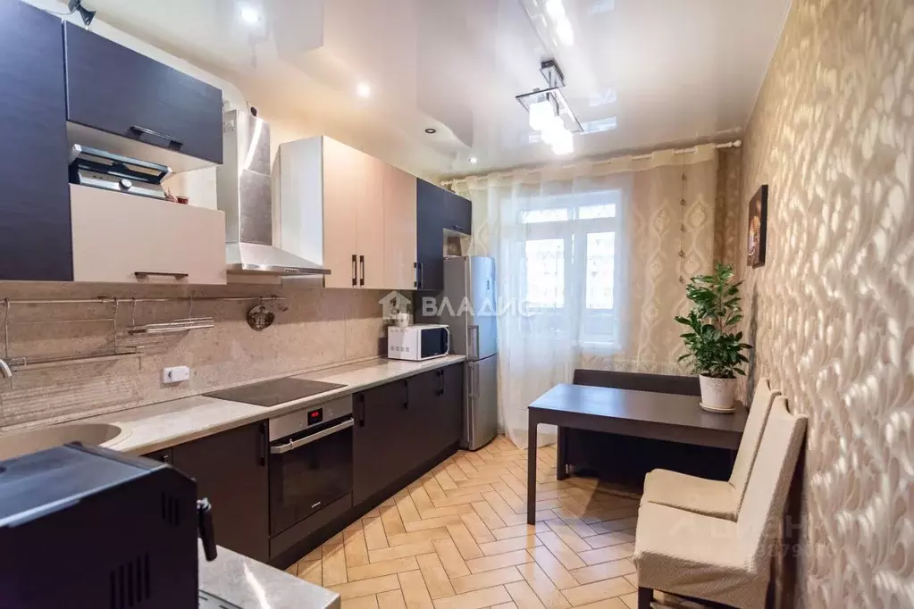 3-к кв. Карелия, Петрозаводск Кемская ул., 25 (95.0 м) - Фото 1