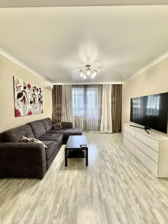 2-к кв. Татарстан, Казань просп. Альберта Камалеева, 34 (60.9 м) - Фото 1