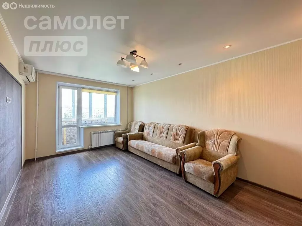 2-комнатная квартира: Оренбург, улица Джангильдина, 9 (52.8 м) - Фото 0