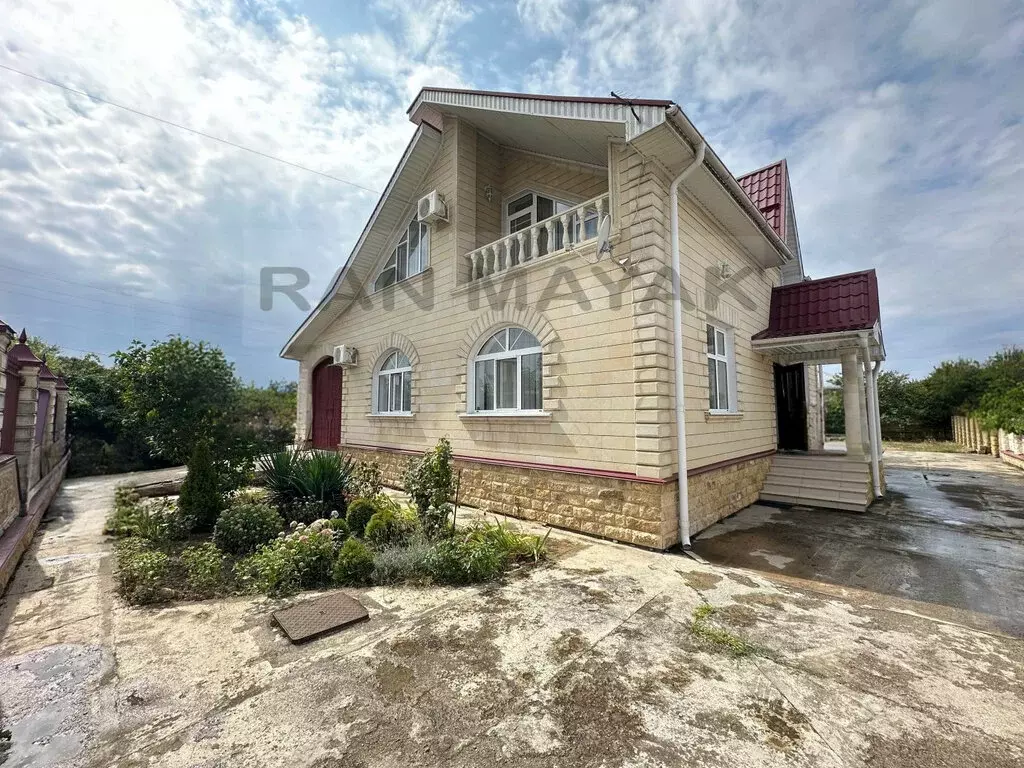 Дом в Гавердовский, Заводская улица (204.5 м) - Фото 0