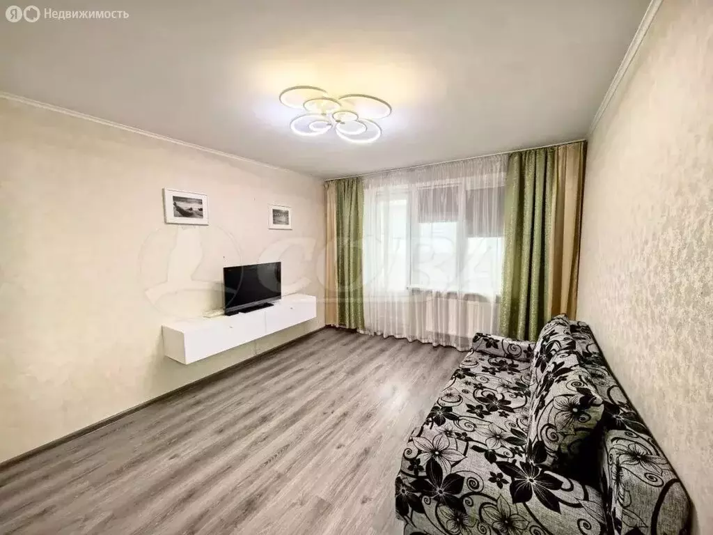 1-комнатная квартира: Тюмень, Широтная улица, 168 (42 м) - Фото 1