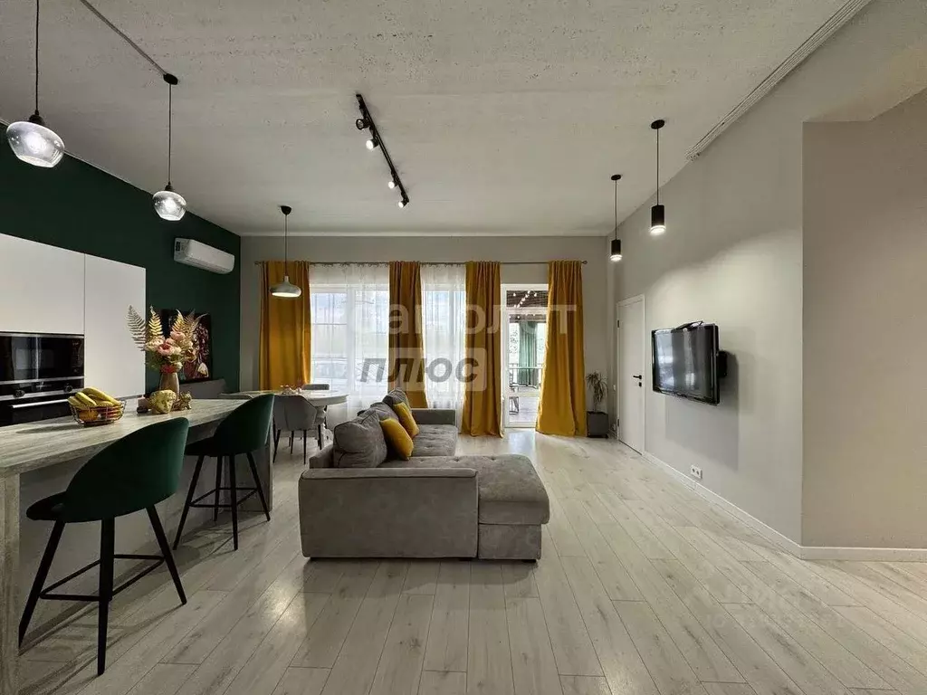 Дом в Волгоградская область, Волгоград Чебоксарский пер., 3 (248 м) - Фото 2