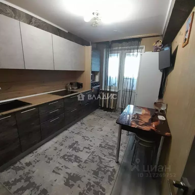 2-к кв. Башкортостан, Стерлитамак ул. Артема, 70 (63.5 м) - Фото 0
