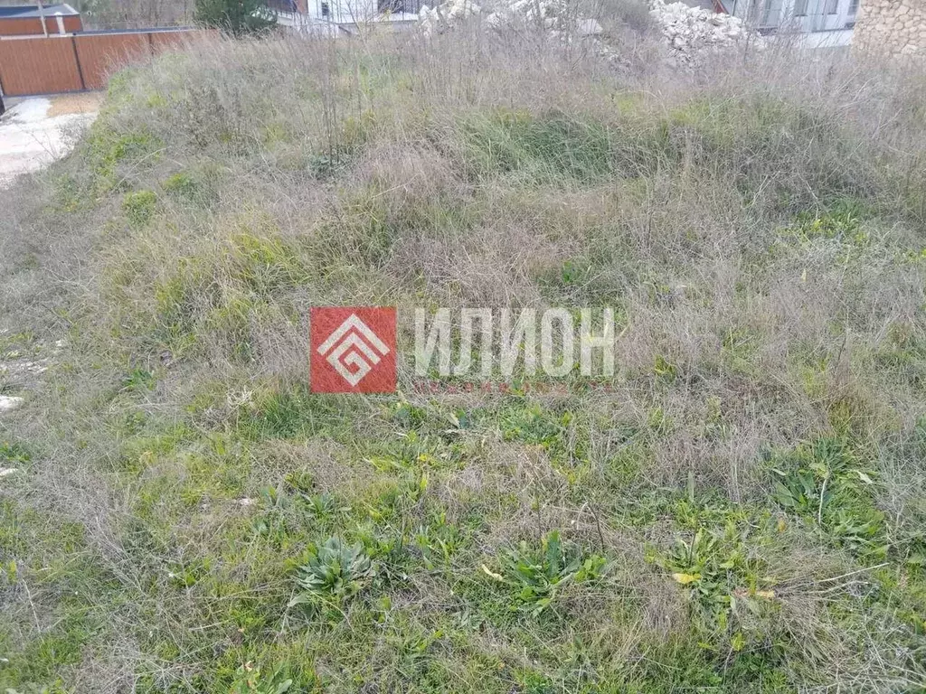 Участок в Крым, Бахчисарайский район, Куйбышево пгт ул. Солнечная, 18 ... - Фото 2