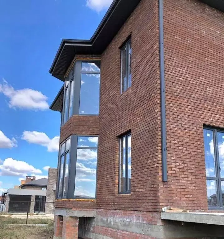Дом в Ростовская область, Аксай проезд Давыда Ригерта, 6 (323 м) - Фото 1