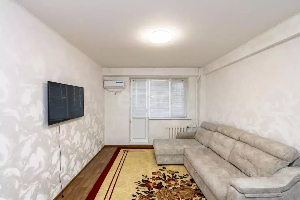 1-к кв. Тюменская область, Тюмень Харьковская ул., 59/5 (41.0 м) - Фото 1