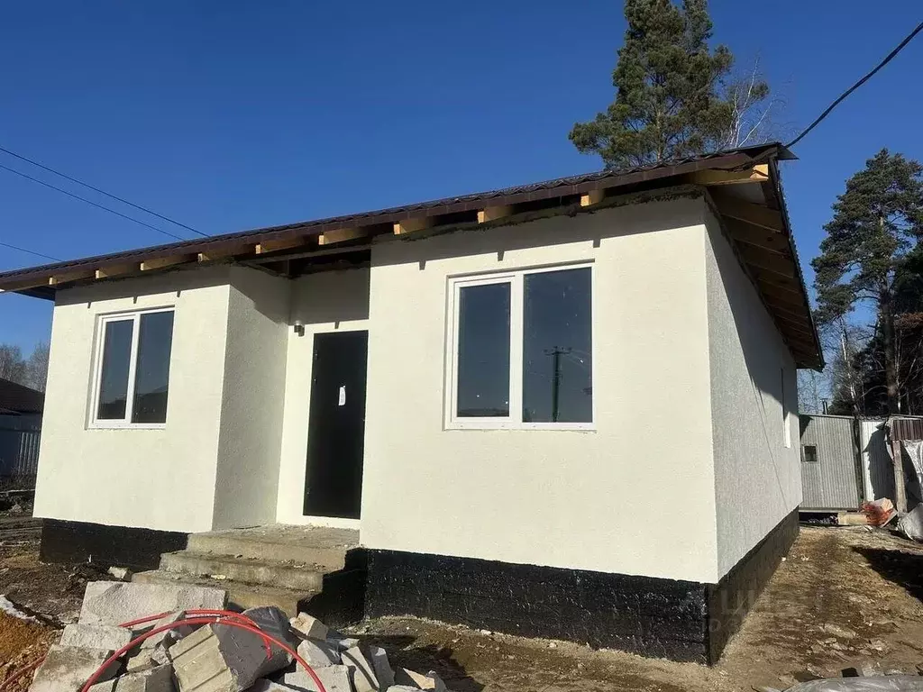 Дом в Свердловская область, Екатеринбург муниципальное образование, с. ... - Фото 1