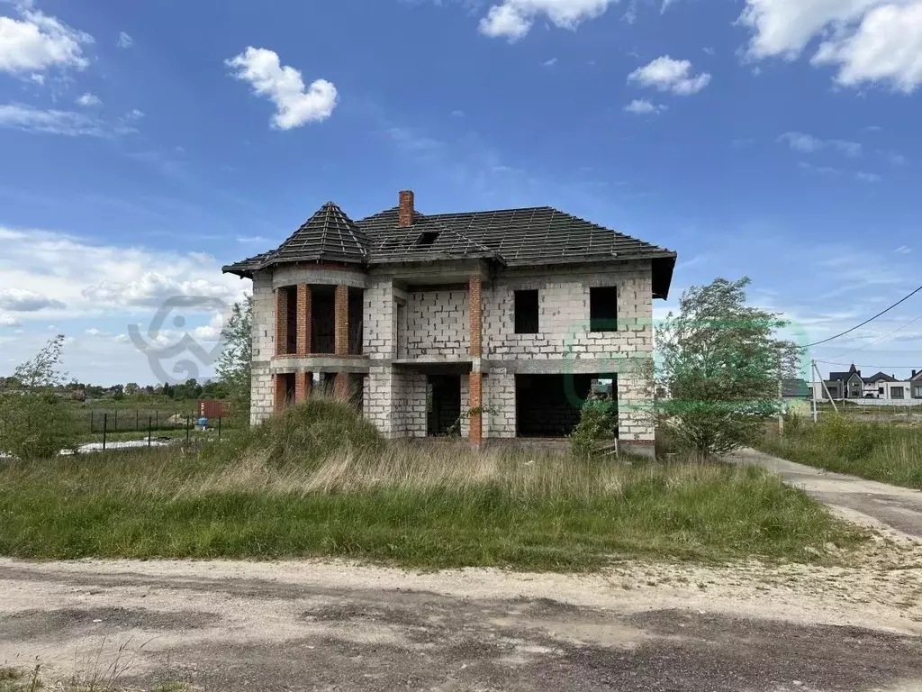 Дом в Калининградская область, Гурьевский муниципальный округ, пос. ... - Фото 0
