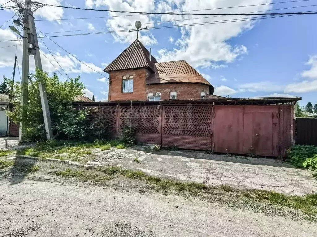Дом в Новосибирск, улица Заслонова (225 м) - Фото 0