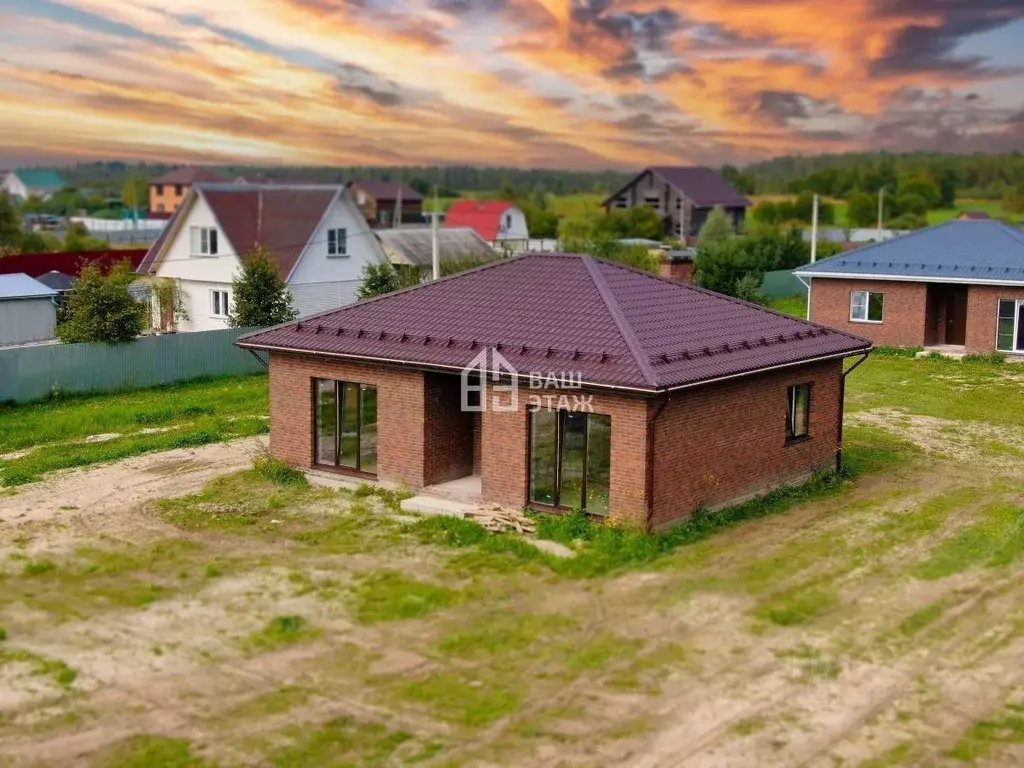 Дом в Калужская область, Перемышльский район, Большие Козлы с/пос, д. ... - Фото 1