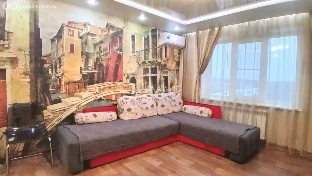 3-комнатная квартира: Ковров, улица Зои Космодемьянской, 1/11 (58.3 м) - Фото 1