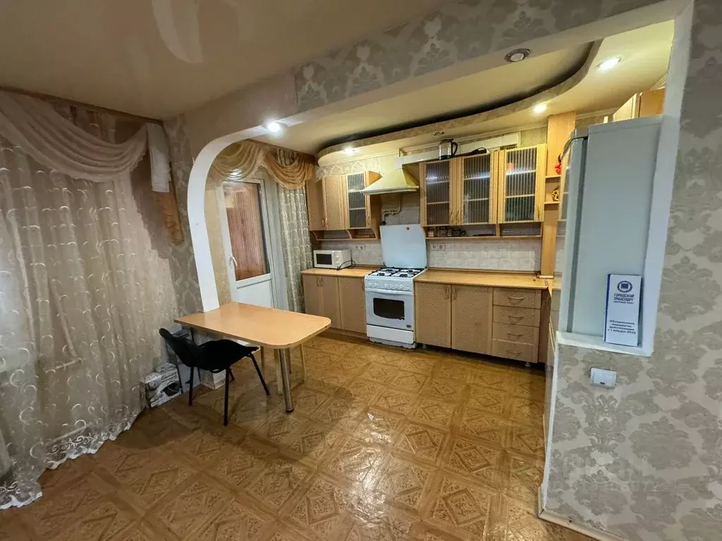3-к кв. Татарстан, Набережные Челны 44-й комплекс, 21 (56.0 м) - Фото 0