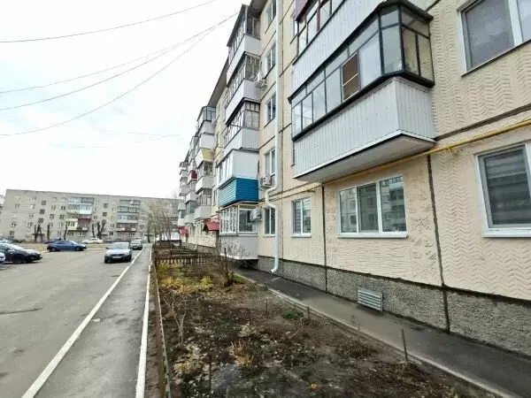 3-комнатная квартира: Курган, улица Карла Маркса, 145 (56.7 м) - Фото 1