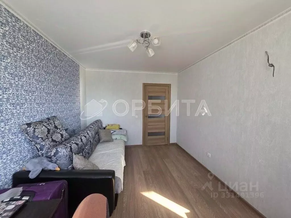 1-к кв. Тюменская область, Тюмень ул. Монтажников, 61 (37.5 м) - Фото 1